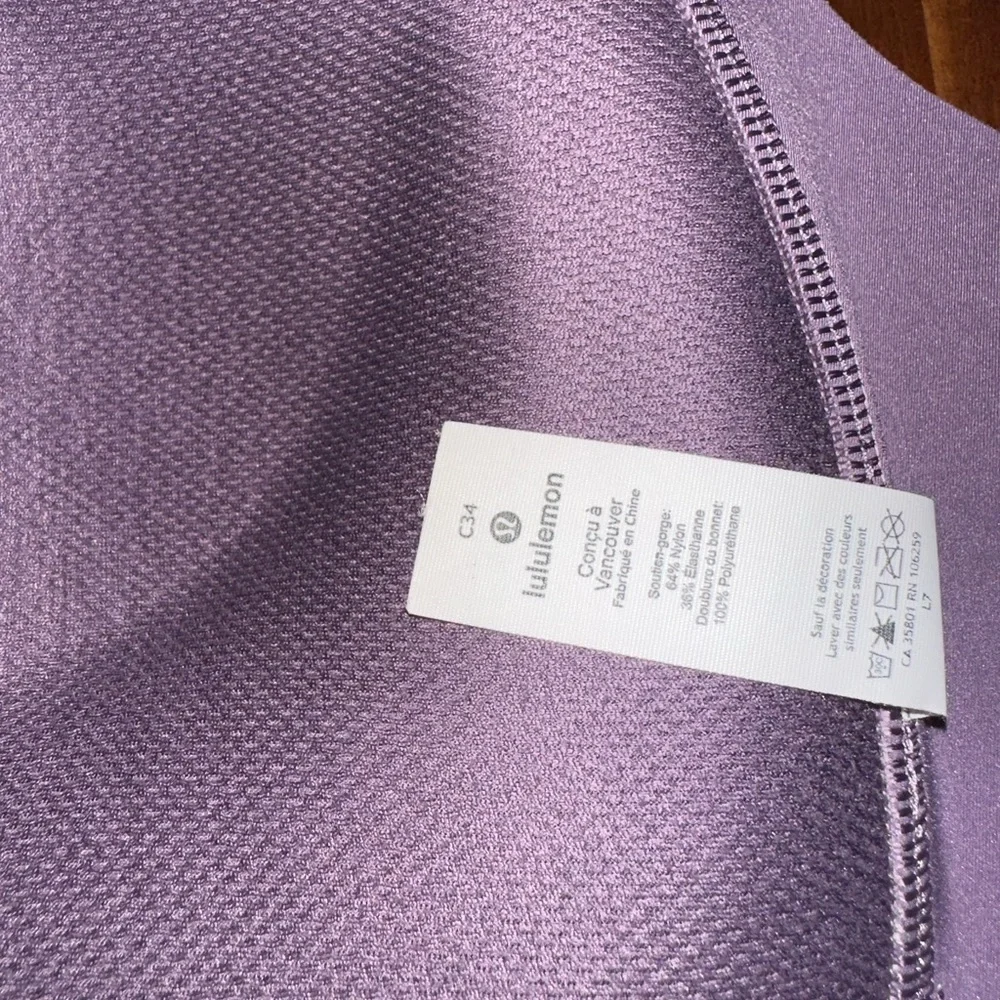 LuLuLemon Floral Lace Women's wireless Bra Purple